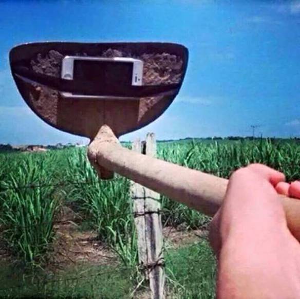 Imagem engraçada Enxada de Selfie no iPiadas