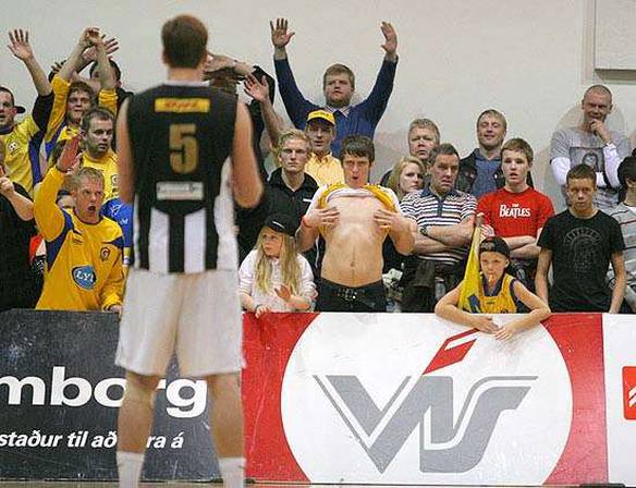 Imagem engraçada Provocação Constrangedora no iPiadas