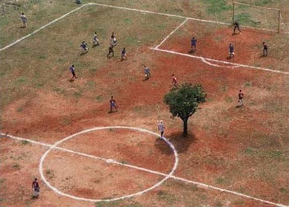Imagem engraçada Jogador plantado no iPiadas