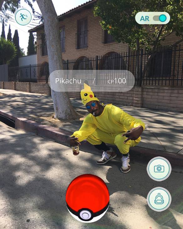 Imagem engraçada Capturando um Pikachu