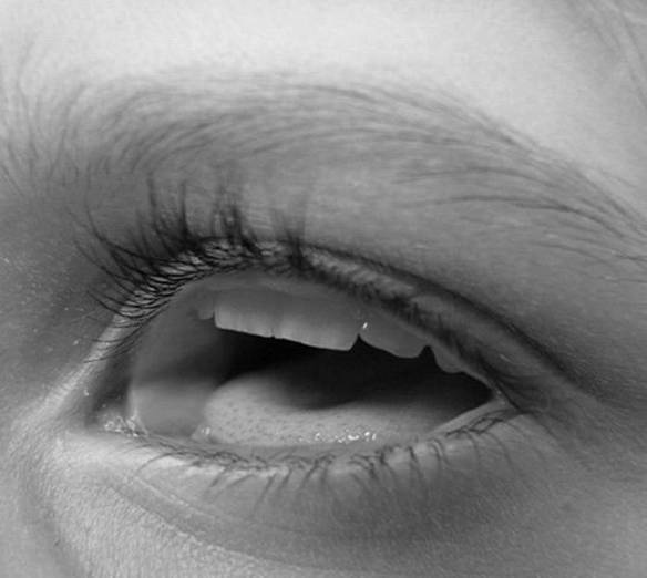 Comer Com os Olhos