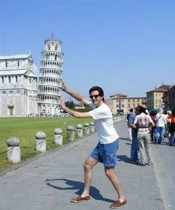 Imagem engraçada Segurando a Torre no iPiadas