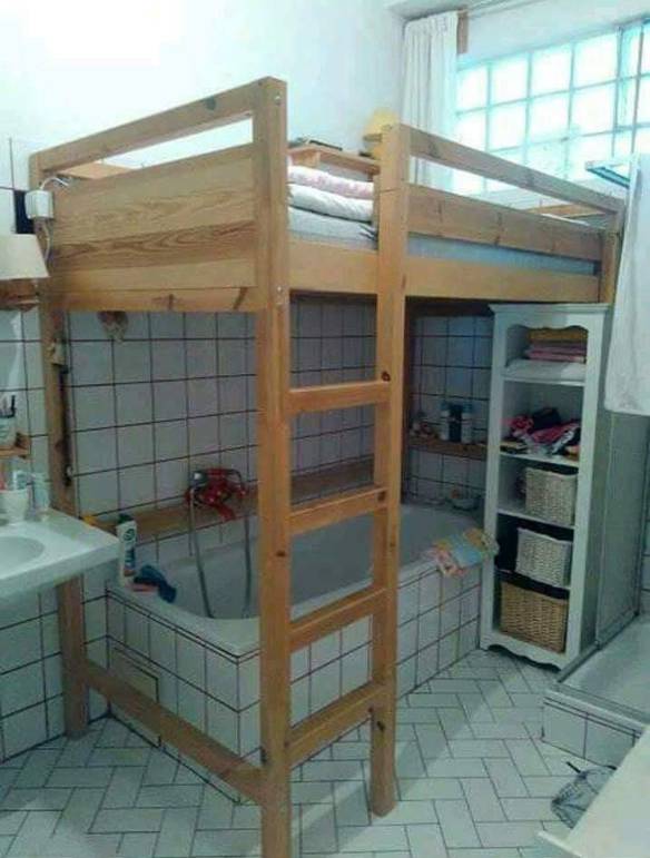 Imagem engraçada Aluga-se Quarto Com Suite no iPiadas